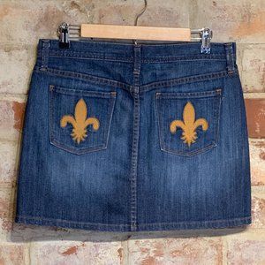 GAP mini denim fleur de lis skirt Size 6